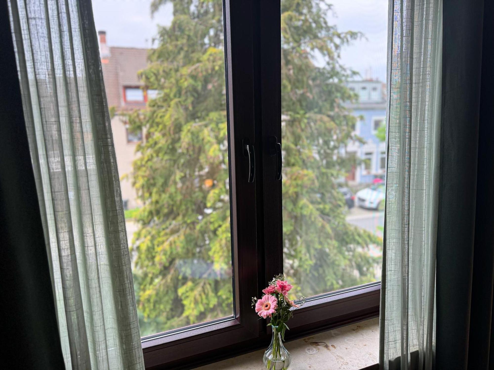 Immostay Ferienhaus Mit Garten & Free Parking BRE المظهر الخارجي الصورة